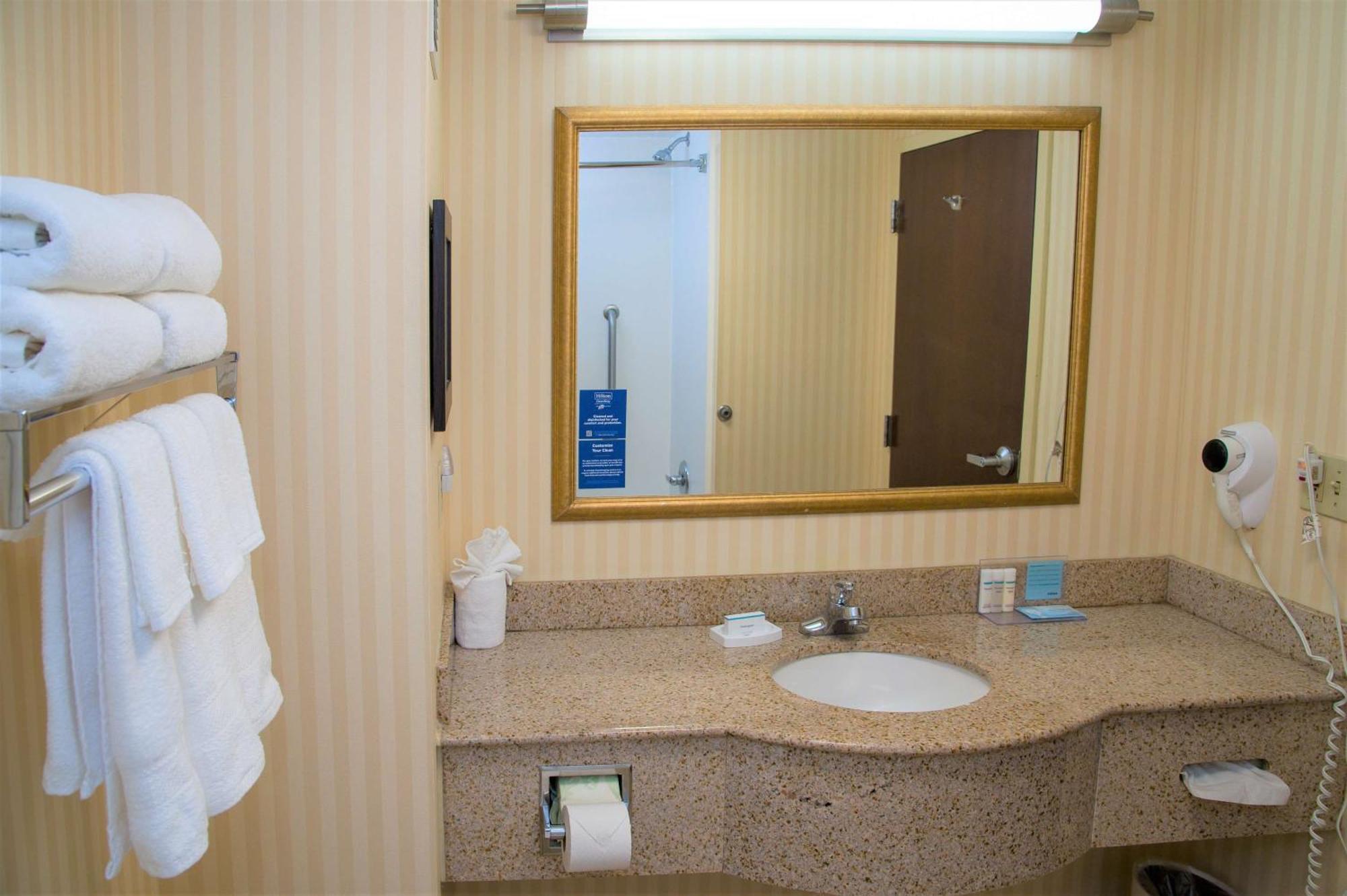 Hampton Inn Lewisburg Exterior foto
